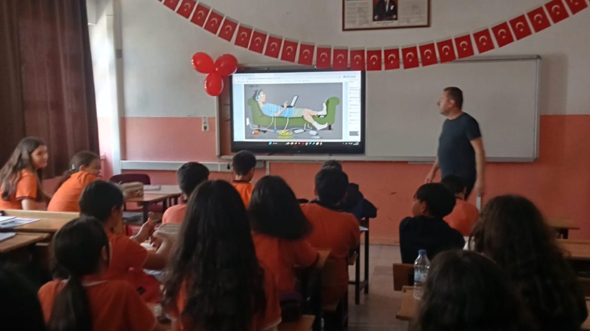 SOSYAL MEDYA VE DİJİTAL İLETİŞİM BİLİNCİ KAZANDIRMA